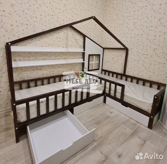 Угловая детская кровать