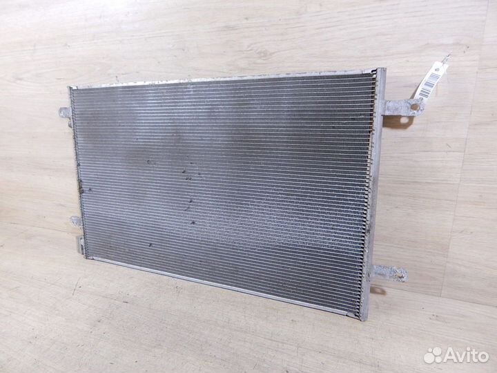 Радиатор кондиционера Audi A6 C6