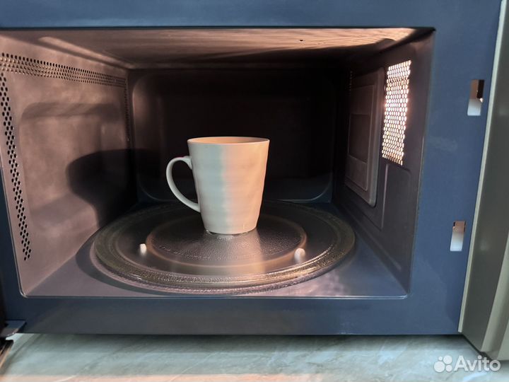 Микровалновая печь LG