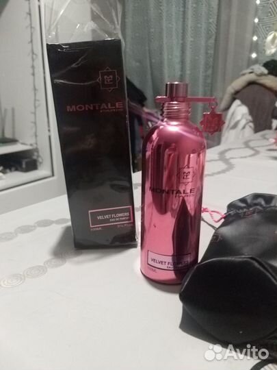 Montale velvet flowers