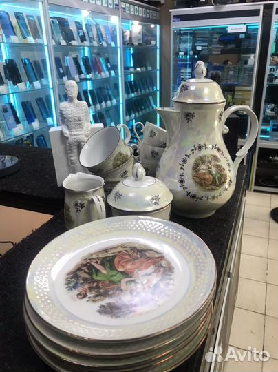 Сервиз Мадонна 14 предметов GDR