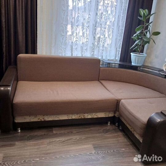 Угловой диван