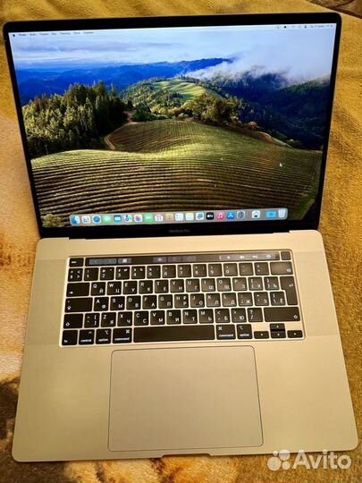 MacBook Pro 16 2019 i7 2.6GHz/32GB/1TB В идеале