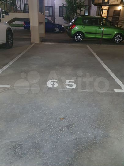 Машиноместо, 15 м²