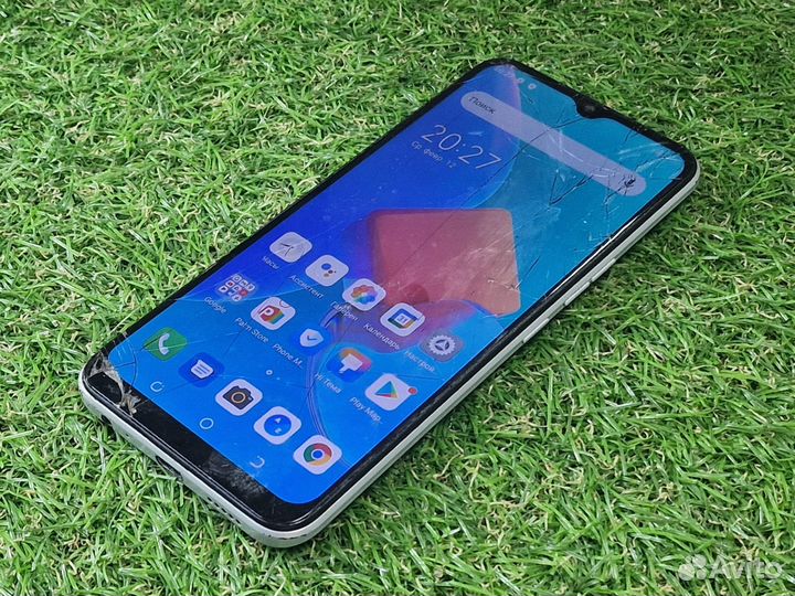 TECNO Spark 8C, 4/64 ГБ