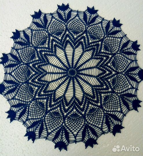Салфетка вязаная декоративная 54см