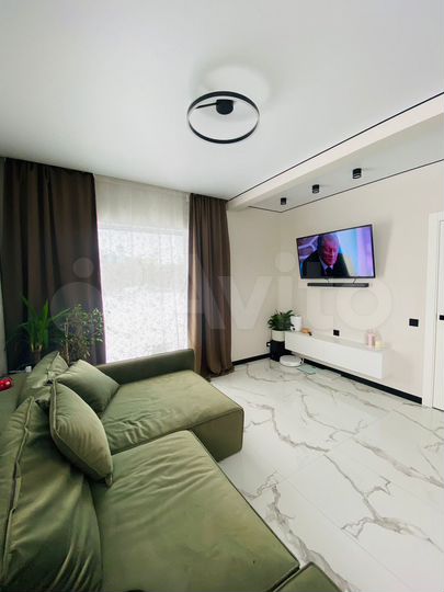 Дом 102 м² на участке 6,8 сот.