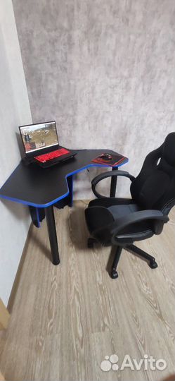 Угловой компьютерный геймерский игровой стол