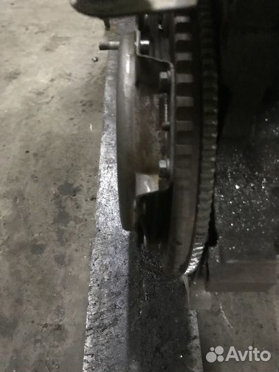 Маховик двигателя