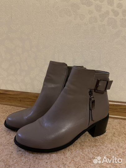 Сапоги женские