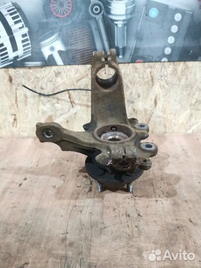 Кулак поворотный передний левый Ford Focus 3