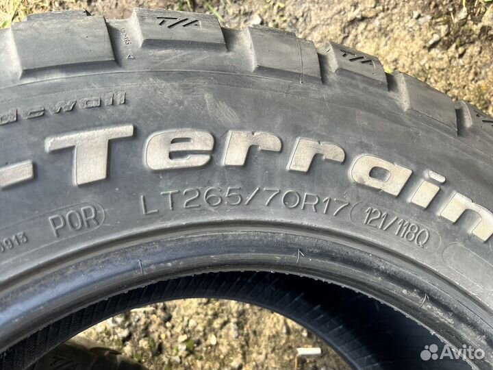 Bfgoodrich Mud-Terrain T/A KM2 265/70 R17 121Q