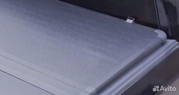 Крышка алюминий с подсветкой Тойота Тундра 5.5