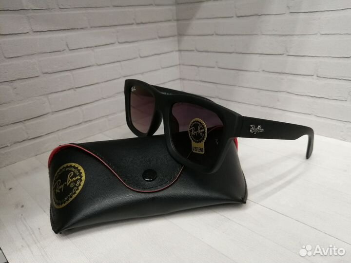 Солнцезащитные очки новые