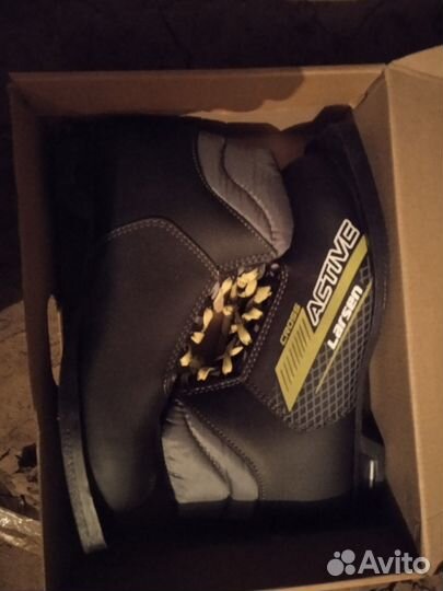 Ботинки лыжные