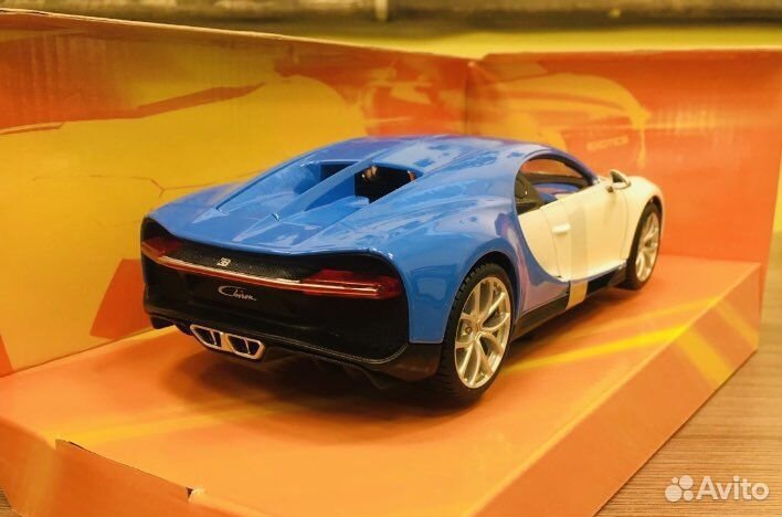 Модель Bugatti chiron 1/24