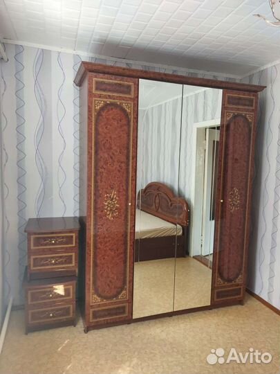 Спальный гарнитур