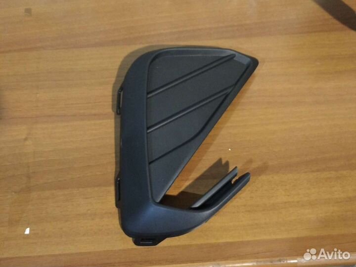 Решетки в бампер Поло 6, 2020-н.в