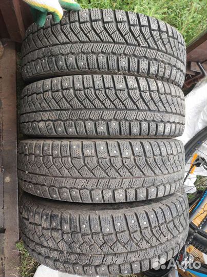 Viatti Brina Nordico V-522 185/70 R14 88T