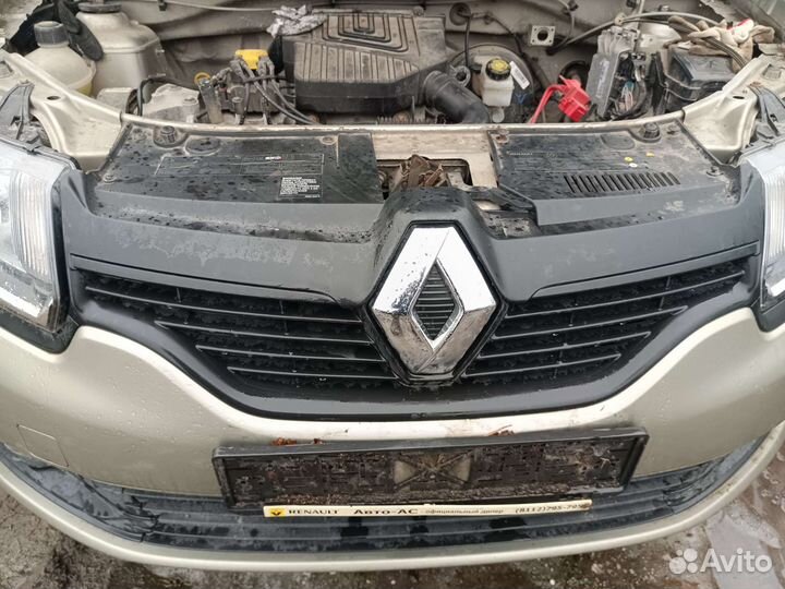 Решетка радиатора Renault Logan 2 /Sandero 2логан