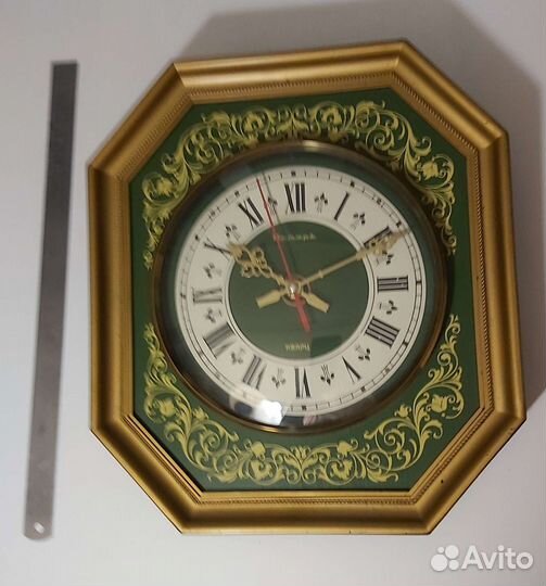 Часы настенные СССР янтарь
