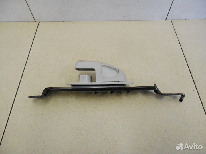 Механизм регулировки ремня безопасности Hi Lux 201