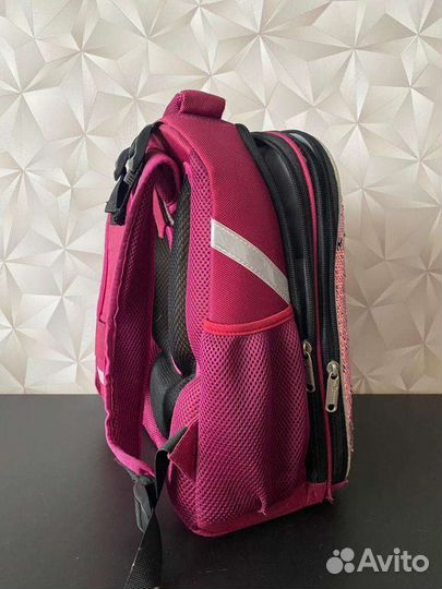 Школьный рюкзак