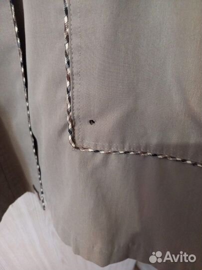 Женская куртка/ветровка