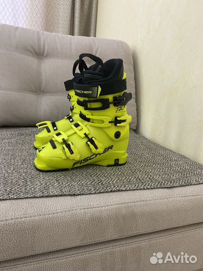Горнолыжные ботинки детские 24,5