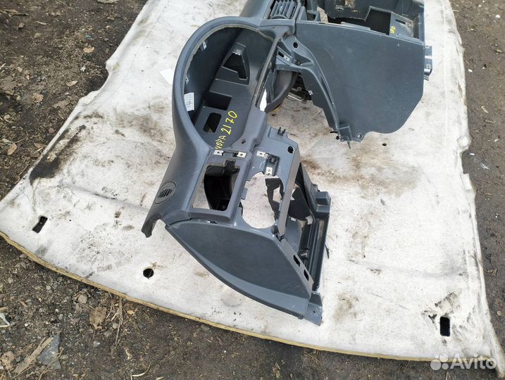 Панель передняя салона (торпедо) LADA Priora