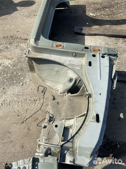 Четверть передняя правая с порогом LADA Largus