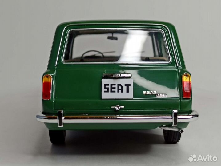 Seat 124 (Ваз 2102) Зеленый 1:18