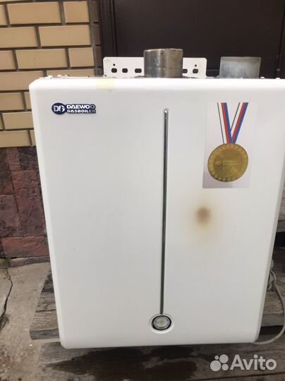 Газовый настенный двухконтурный котел