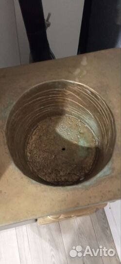 Колонна из мраморной крошки