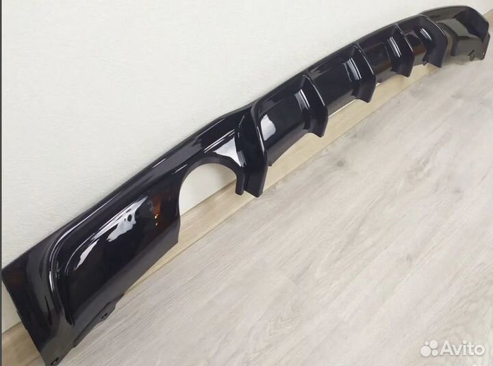 Диффузор BMW F30 одиночный выхлоп