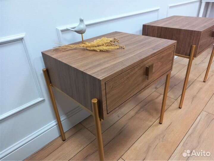 Тумба прикроватная Walnut