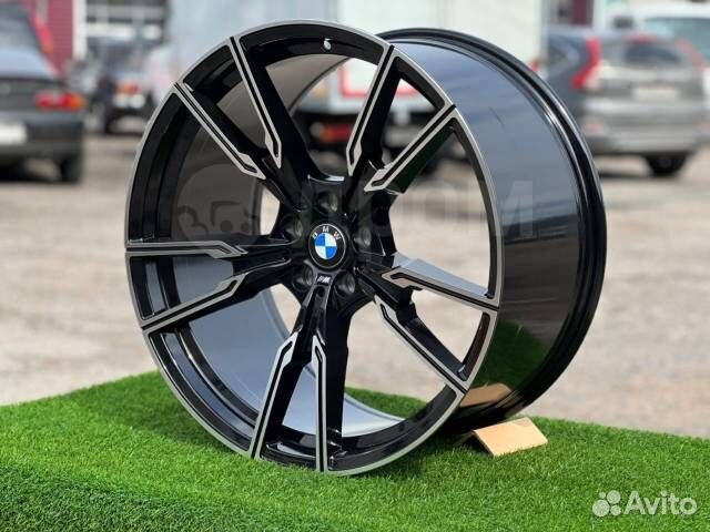 Диск литой разношир. Replica BMW 747M R21 5x112