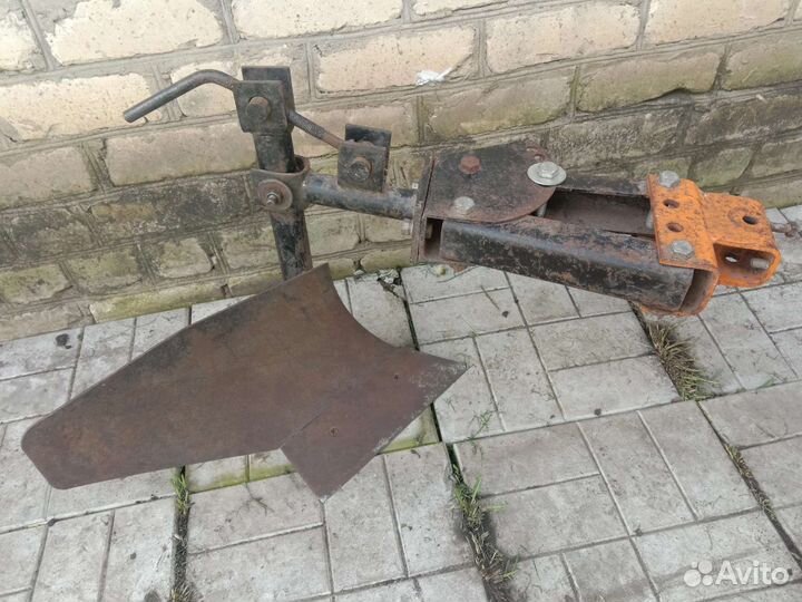 Плуг, культиватор