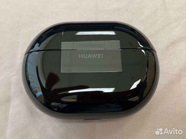 Зарядный кейс Huawei FreeBuds Pro