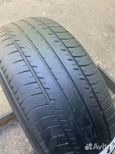 Yokohama dB Decibel E70B 215/55 R17