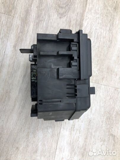 Блок предохранителей Honda Civic хэтчбек L13A7