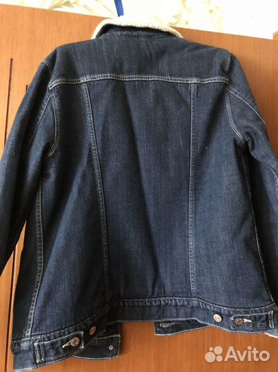 Джинсовая куртка levis