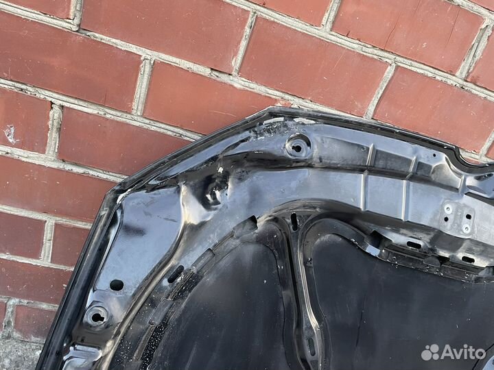 Volkswagen Polo капот 2009-2015