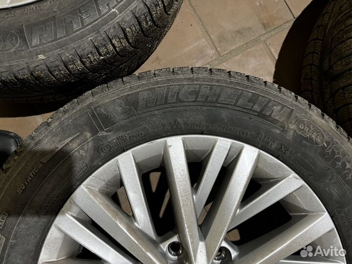 Оригинальные диски на volkswagen r16