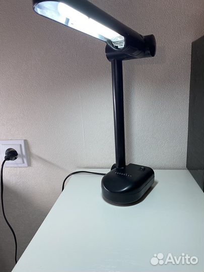 Лампа настольная