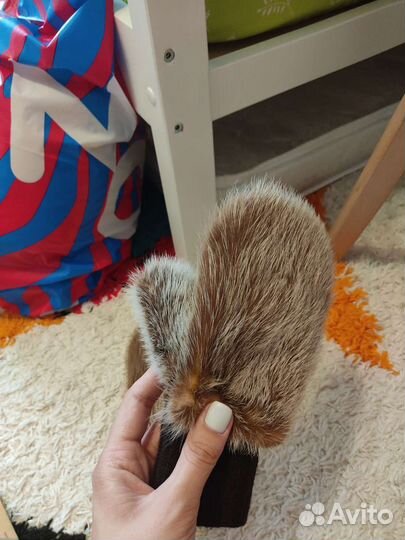 Меховые варежки детские