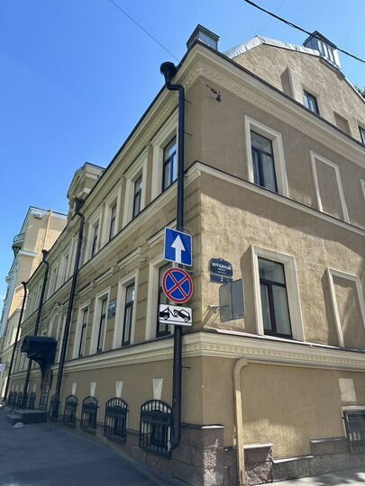 Гостиница, 908.3 м²