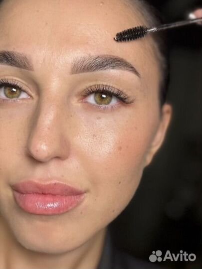 Оформление и окрашивание бровей