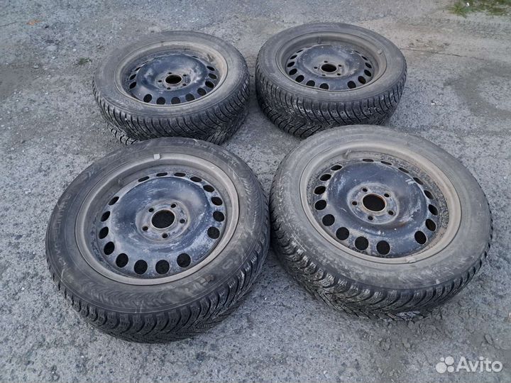 Nokian Tyres Hakkapeliitta 8 205/55 R16 94T