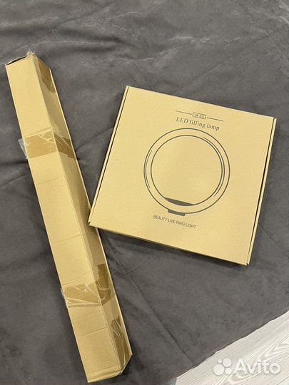 Кольцевая лампа со штативом